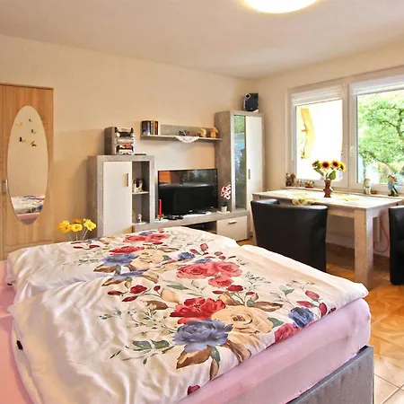 Holiday home Doppelhaushaelfte Waren Mueritz *