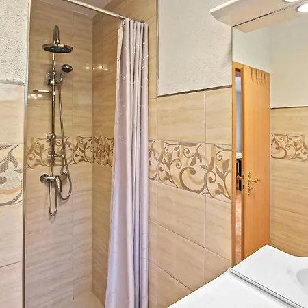 Ferienhaus Doppelhaushaelfte Waren Mueritz